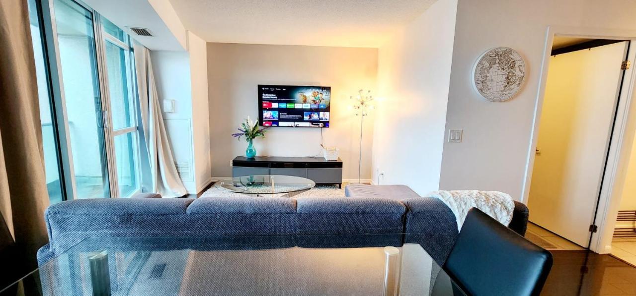 Lakefront Living Downtown Toronto - Free Parking, Gym, Indoor Pool Екстериор снимка