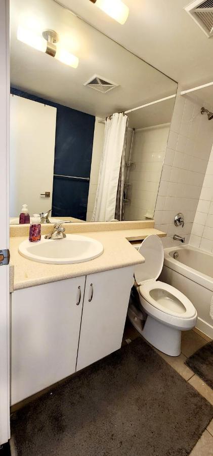 Lakefront Living Downtown Toronto - Free Parking, Gym, Indoor Pool Екстериор снимка