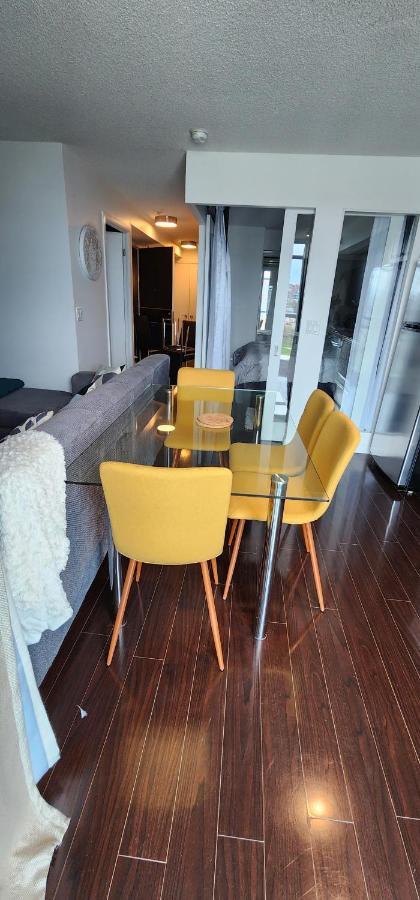 Lakefront Living Downtown Toronto - Free Parking, Gym, Indoor Pool Екстериор снимка
